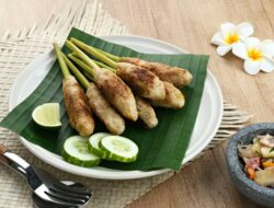 10 Rekomendasi Makanan Khas Bali yang Wajib Dicoba, Tak Melulu Ayam Betutu