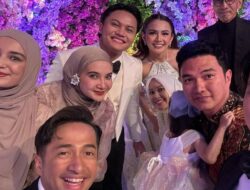 5 Gaya Artis di Resepsi Pernikahan Rizky Febian dan Mahalini, Serba Mewah