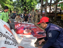 Penertiban atribut Bakal Calon Wali Kota Bogor yang langgar Perda