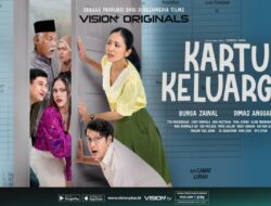 Vision+ Rilis Poster Resmi Series Kartu Keluarga, Bunga Zainal dan Dimas Anggara Jadi Pasutri