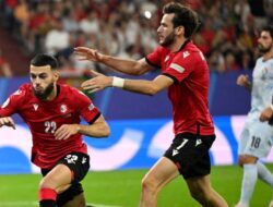 Cristiano Ronaldo Mati Kutu, Georgia Gunduli Portugal 2-0