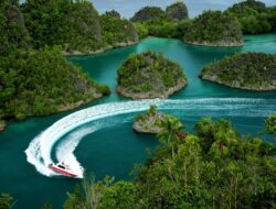 10 Pantai Terindah di Indonesia, Tak Kalah Cantik dari Maldives