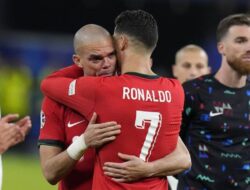 Cristiano Ronaldo Hibur Pepe usai Portugal Tersingkir di Euro 2024