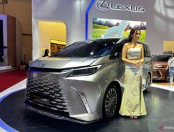 Lexus luncurkan MPV hybrid LM 500h