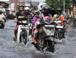 Cara mengatasi motor mogok setelah menerjang banjir
